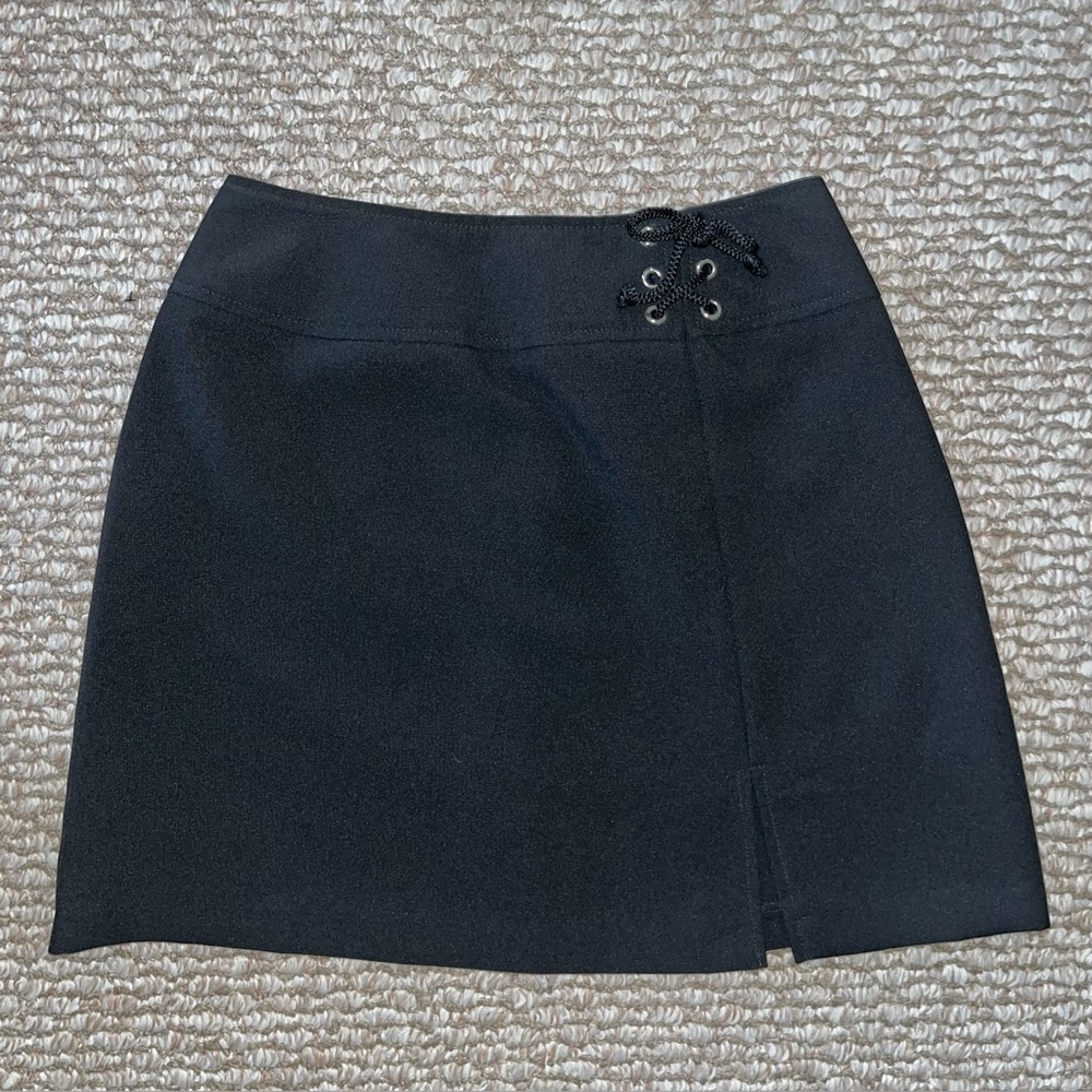Black Vintage Y2K Mini Skirt with Lace Up Detailing